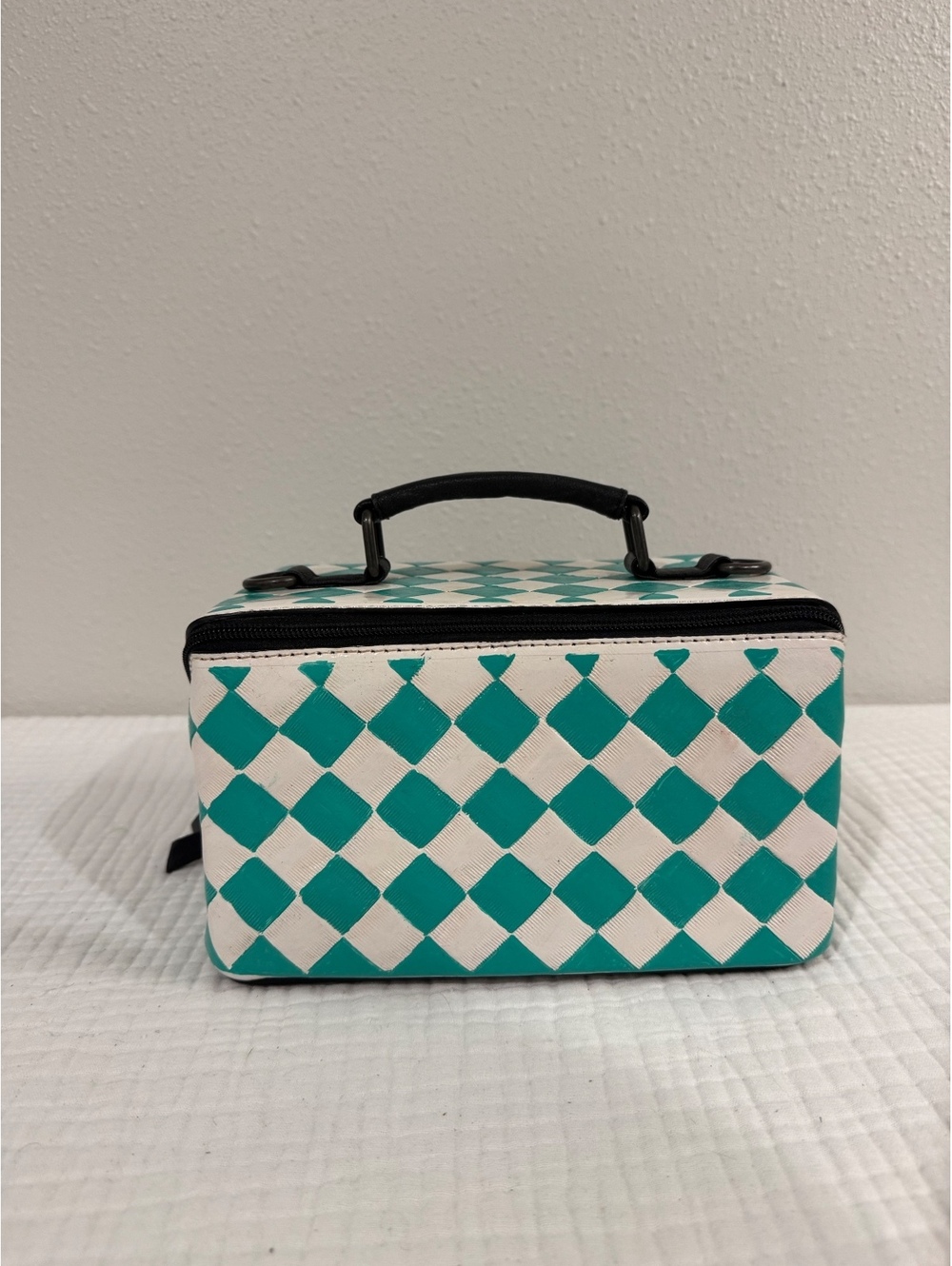 Turquoise & White Checkerboard Train Case Vanity Cosmetic Bag Top Handle
